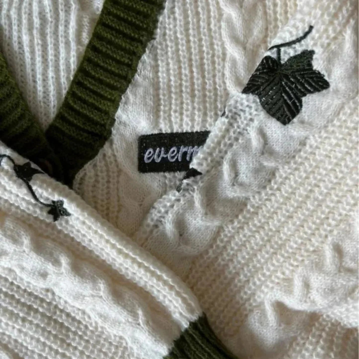 Cardigan Taylor Version Green Vine Embroidered Button Down Cable Knit Sweater Women Fall Winter Vintage Outfit